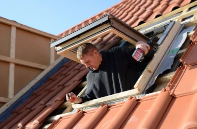 Pose de fenêtres de toit Velux à Desseling